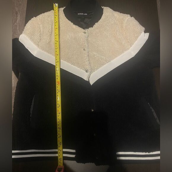 Sugarlips Women’s Teddy Knit Black and Tan Bomber Jacket Size Medium NWOT - Picture 6 of 8